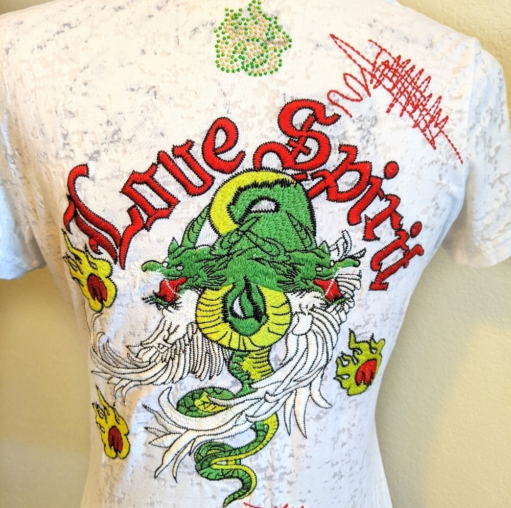 FIEST Embroidered Women's Love T-Shirt